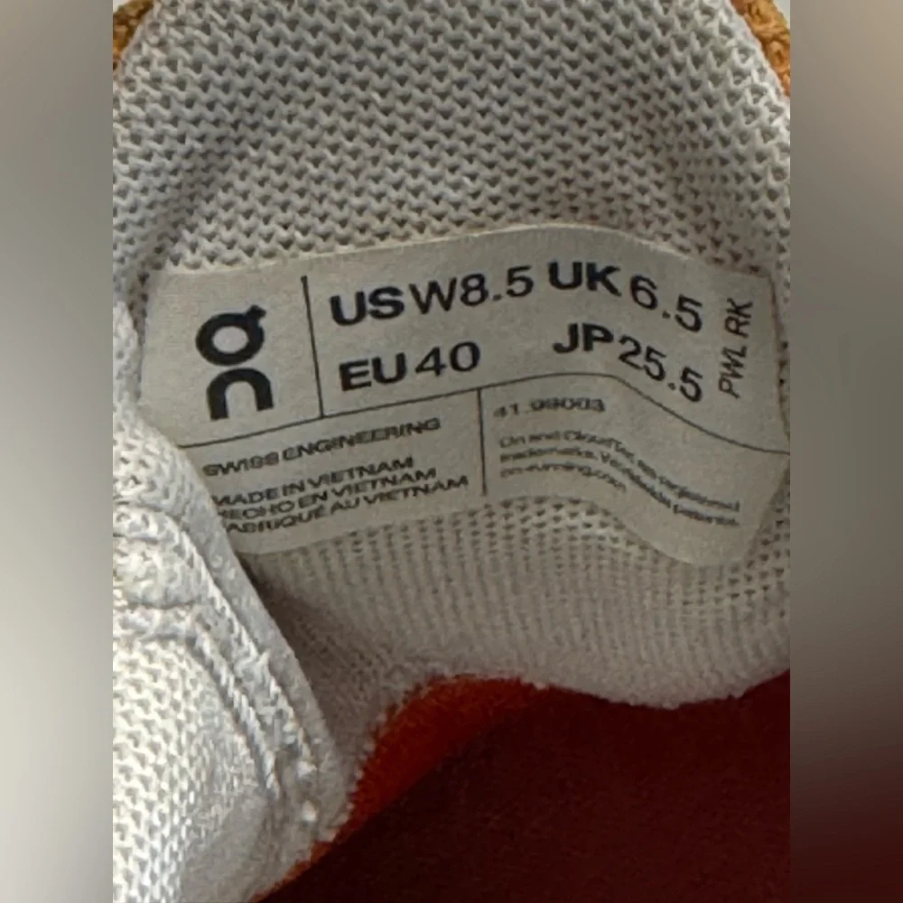 On Cloudswift Shoes Womens Size 8.5 Orange White Helion CloudTec Road Running - Picture 9 of 10